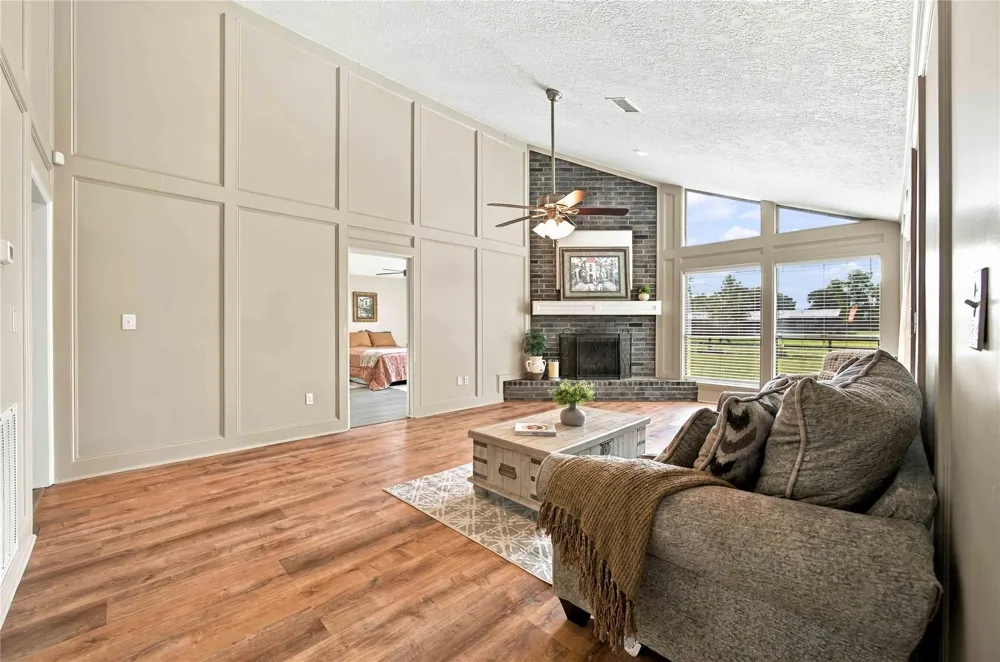4697 Wickwillow Lane Alvin, TX 77511
