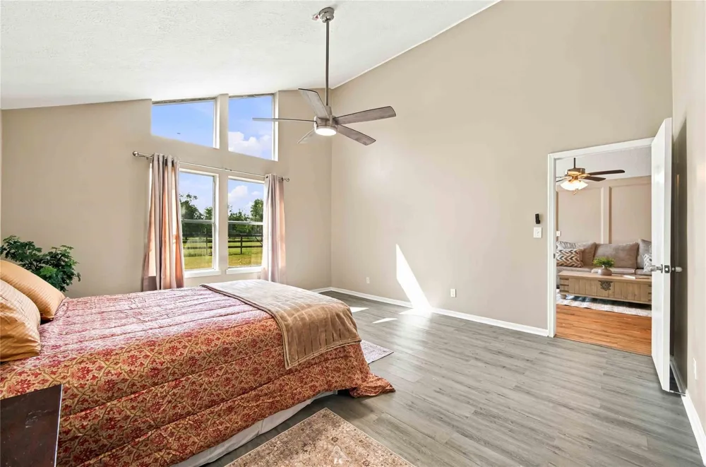4697 Wickwillow Lane Alvin, TX 77511