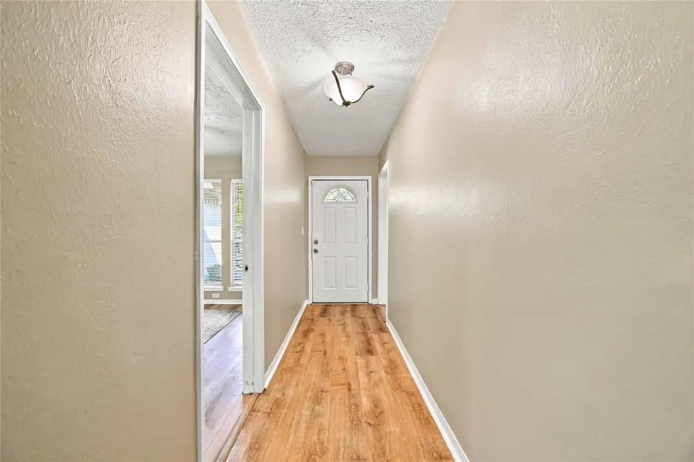 4697 Wickwillow Lane Alvin, TX 77511
