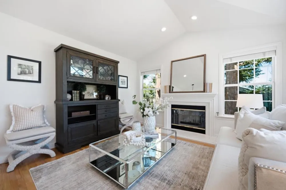 1580 Winding Way Belmont, CA 94002