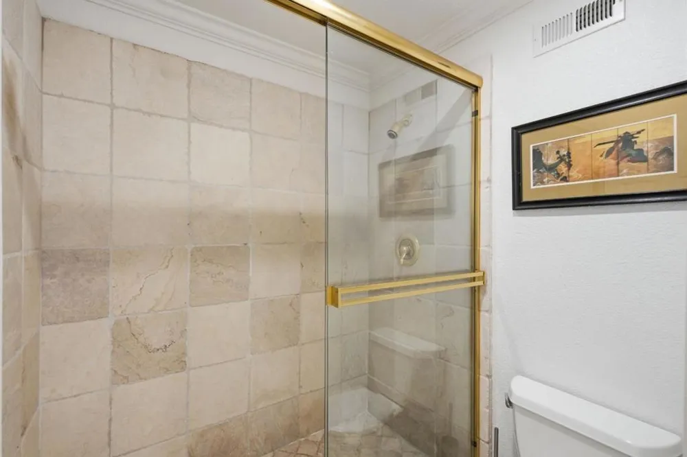 1580 Winding Way Belmont, CA 94002