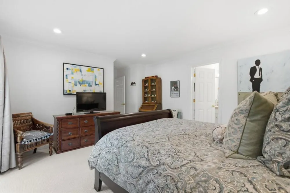 1580 Winding Way Belmont, CA 94002