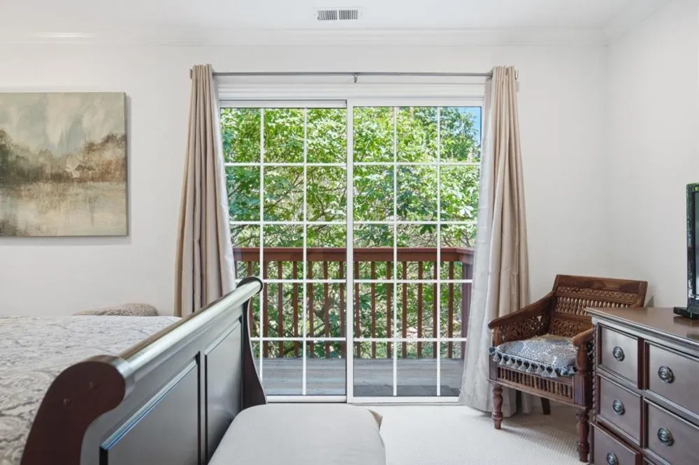 1580 Winding Way Belmont, CA 94002