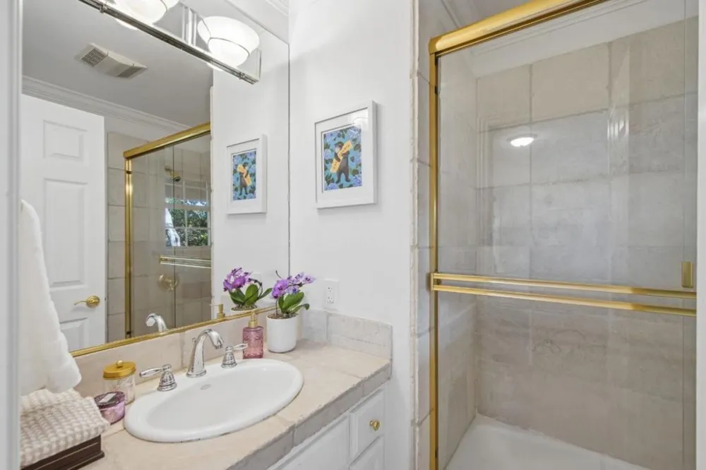 1580 Winding Way Belmont, CA 94002