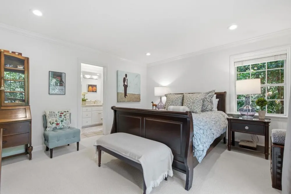 1580 Winding Way Belmont, CA 94002