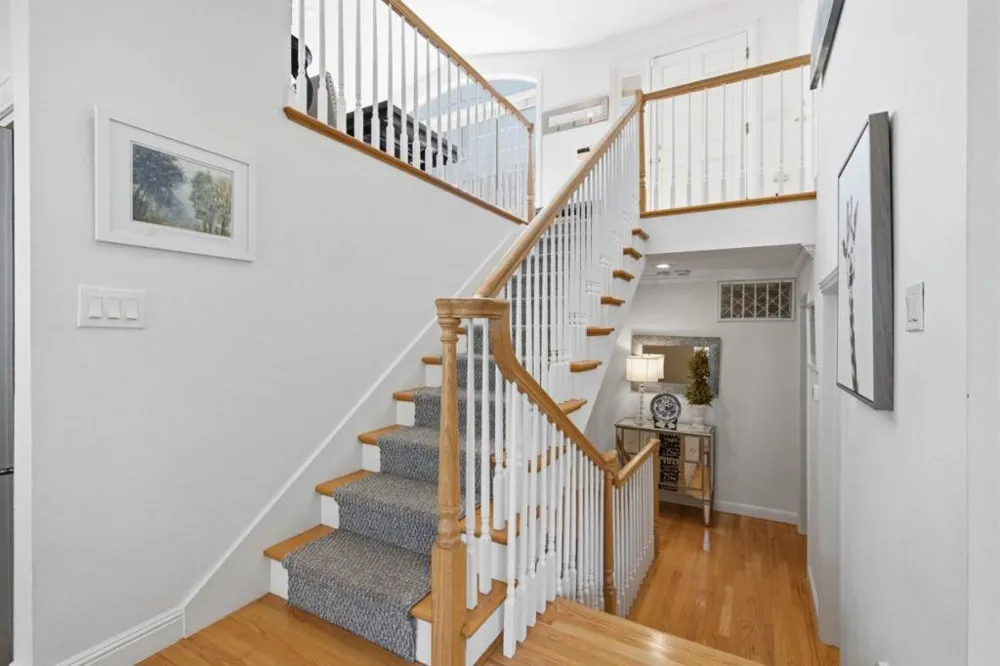 1580 Winding Way Belmont, CA 94002