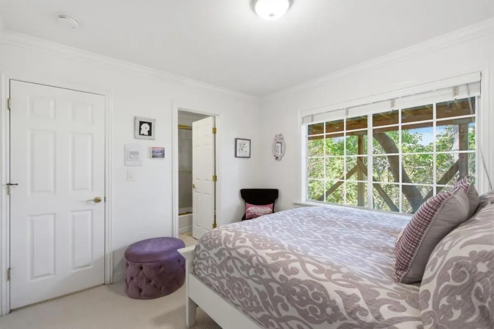 1580 Winding Way Belmont, CA 94002
