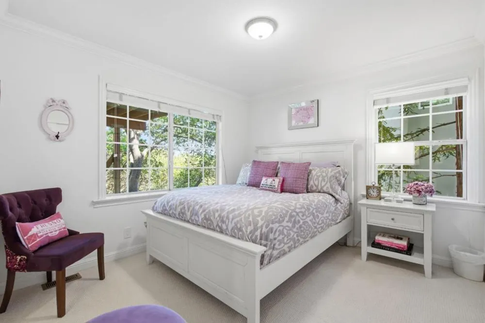 1580 Winding Way Belmont, CA 94002