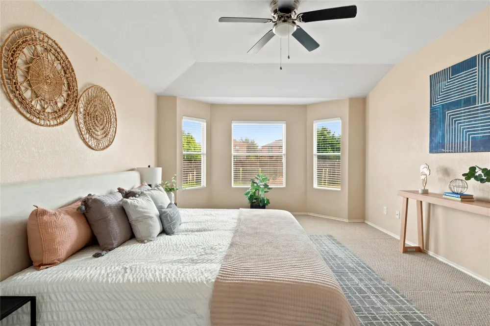 405 Bandara Woods Boulevard Elgin, TX 78621