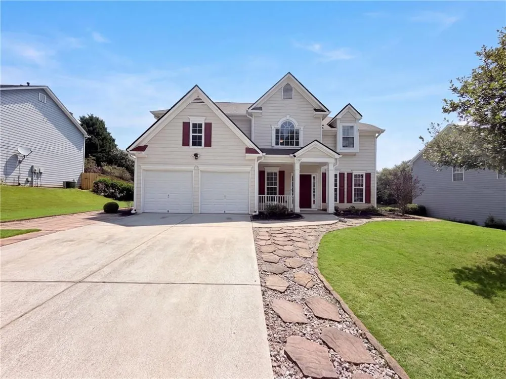 1414 Belfaire Lake Trail Dacula, GA 30019