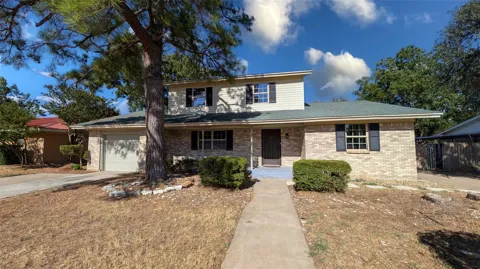 1105 S Ridgeway Drive