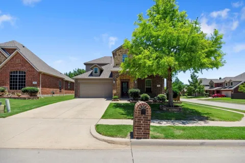 913 Lampassas Trail