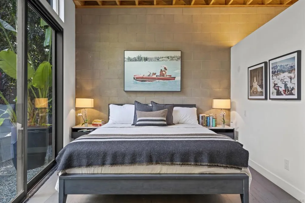3784 8th San Diego, CA 92103