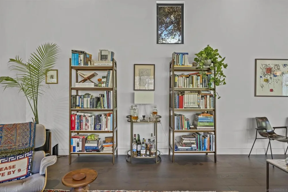 3784 8th San Diego, CA 92103