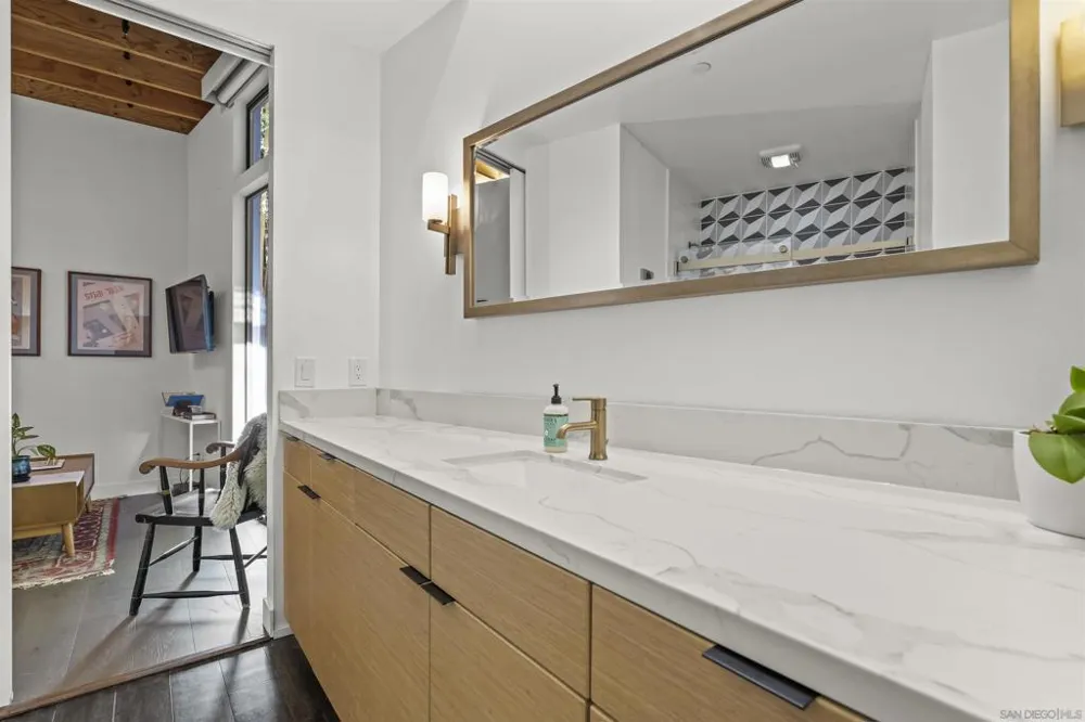 3784 8th San Diego, CA 92103