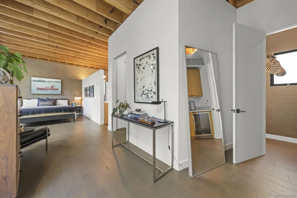 3784 8th San Diego, CA 92103