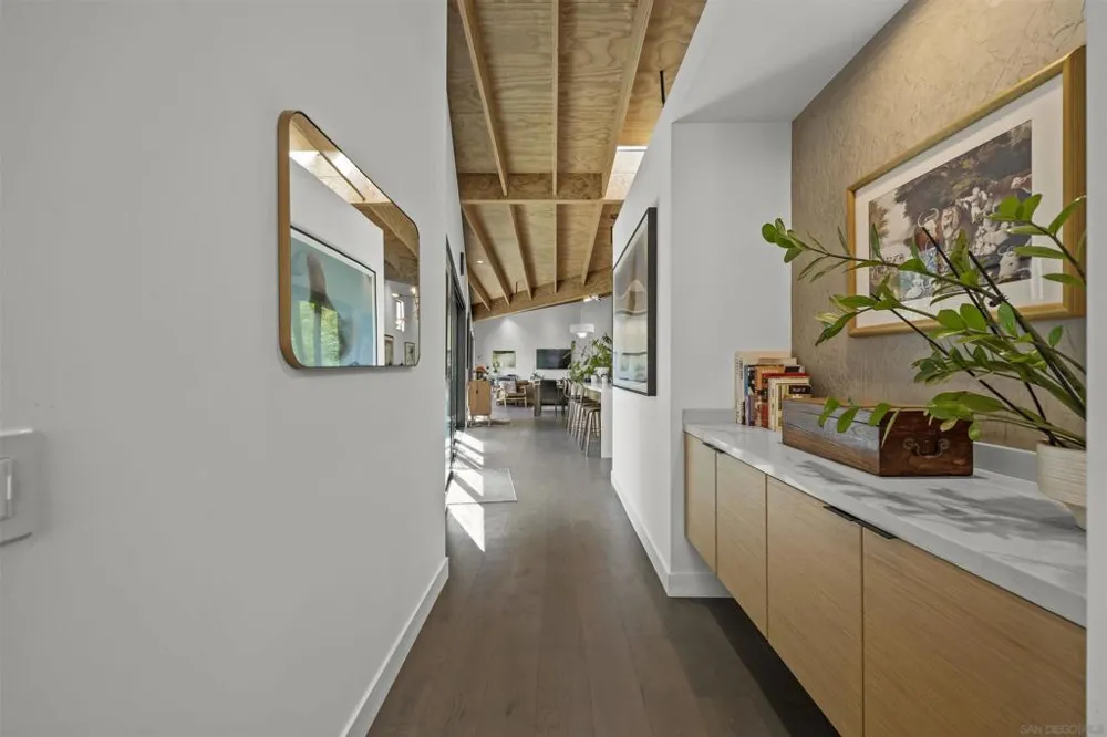 3784 8th San Diego, CA 92103
