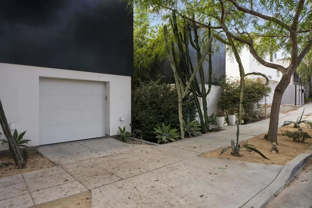 3784 8th San Diego, CA 92103