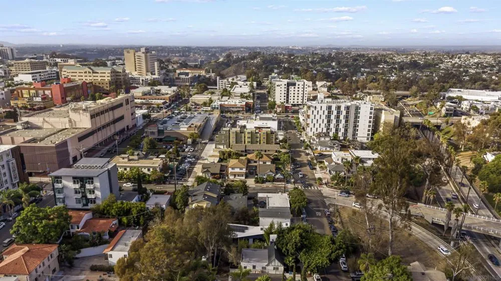 3784 8th San Diego, CA 92103