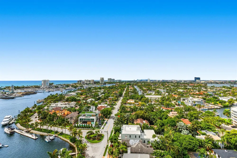 2500 E Las Olas Boulevard #1901 Fort Lauderdale, FL 33301
