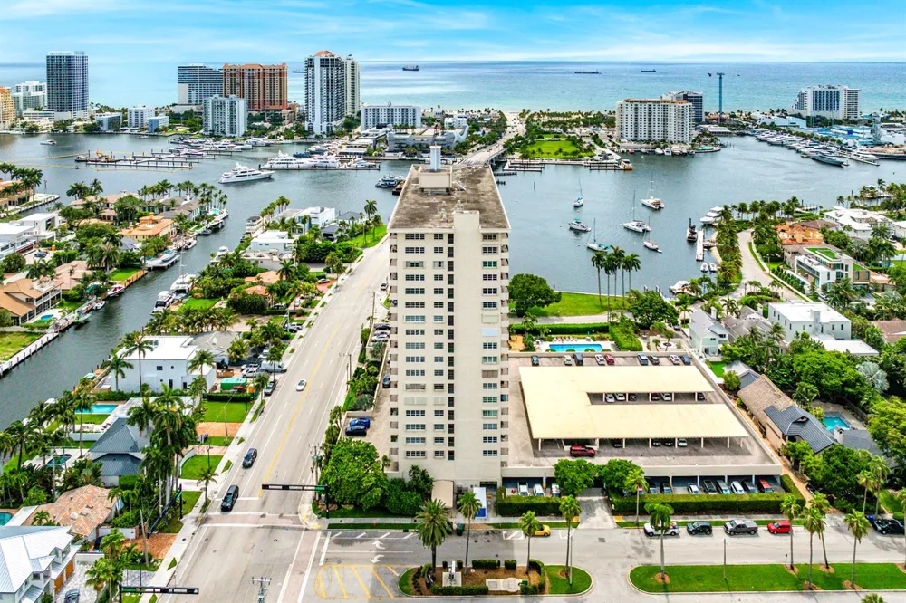 2500 E Las Olas Boulevard #1901 Fort Lauderdale, FL 33301