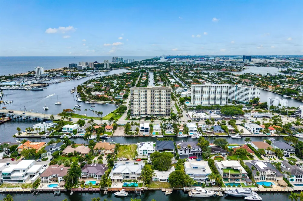 2500 E Las Olas Boulevard #1901 Fort Lauderdale, FL 33301