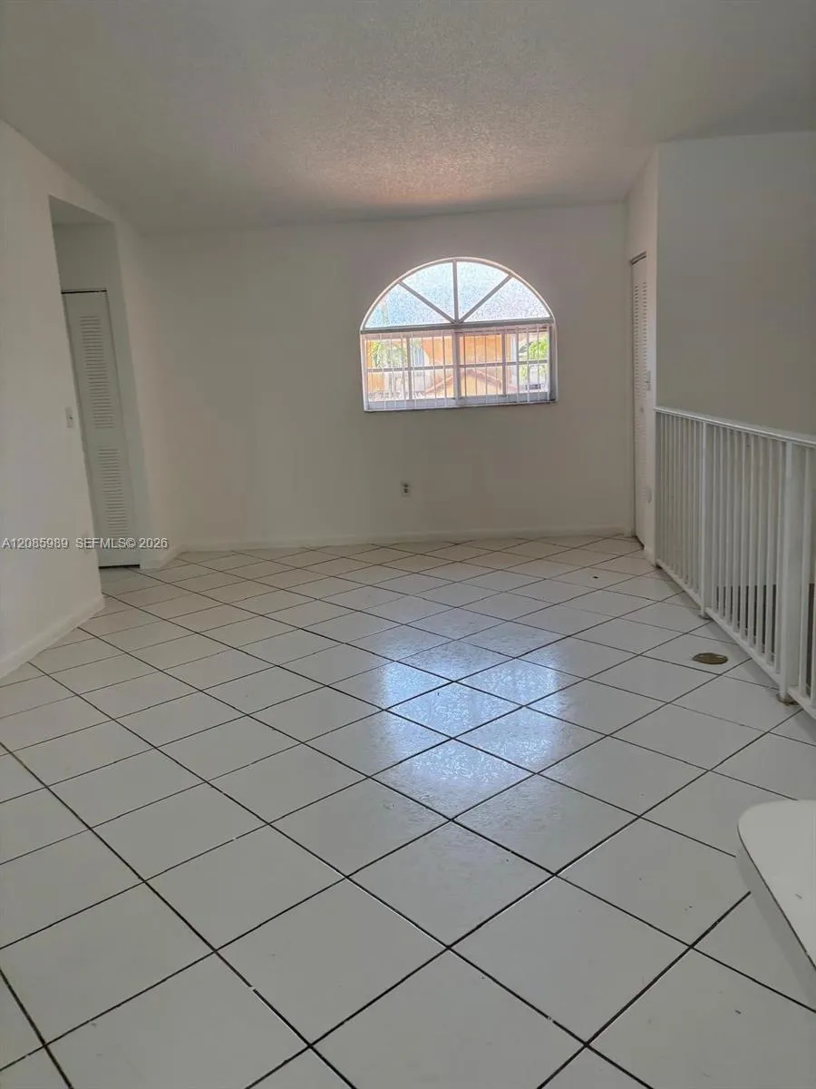 7778 W 34th Ln #20-201 Hialeah, FL 33018
