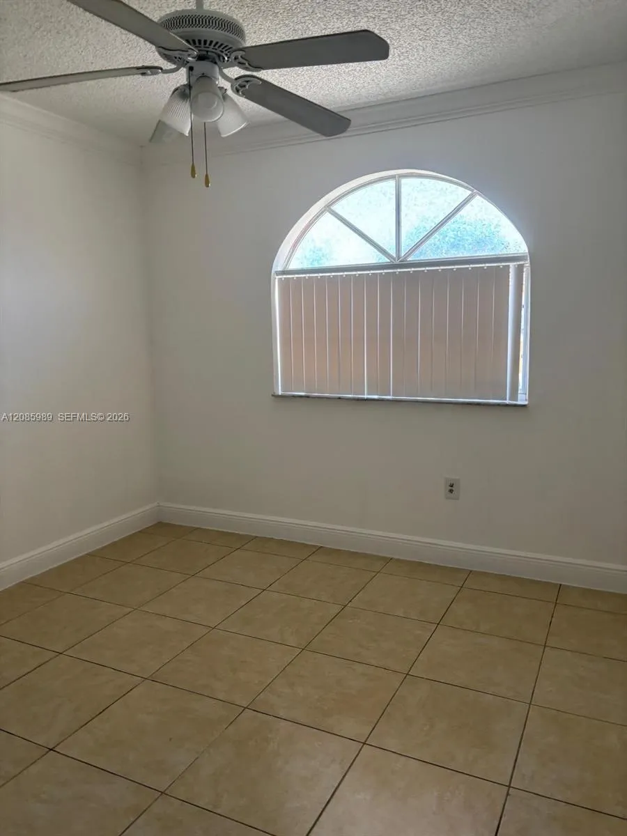 7778 W 34th Ln #20-201 Hialeah, FL 33018
