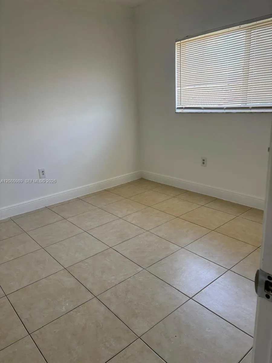7778 W 34th Ln #20-201 Hialeah, FL 33018