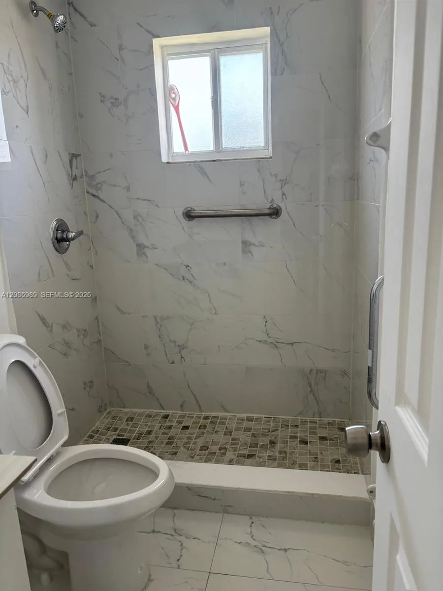 7778 W 34th Ln #20-201 Hialeah, FL 33018