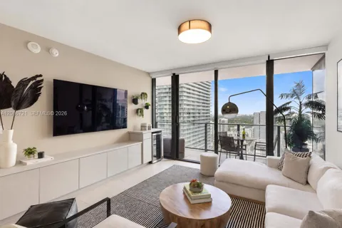 1000 Brickell Plaza #2704