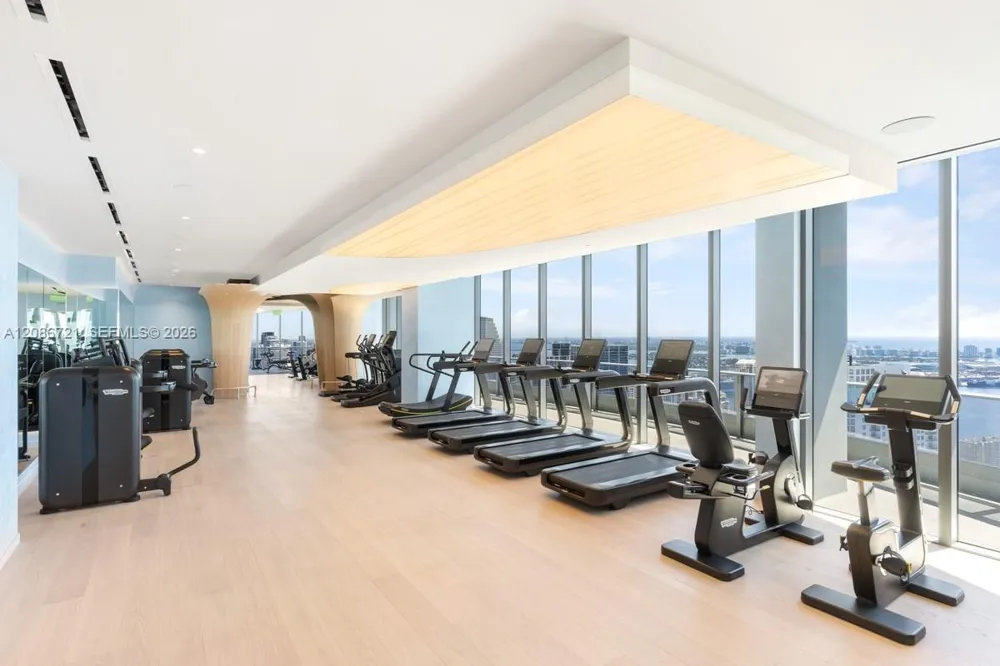 1000 Brickell Plaza #2704 Miami, FL 33131
