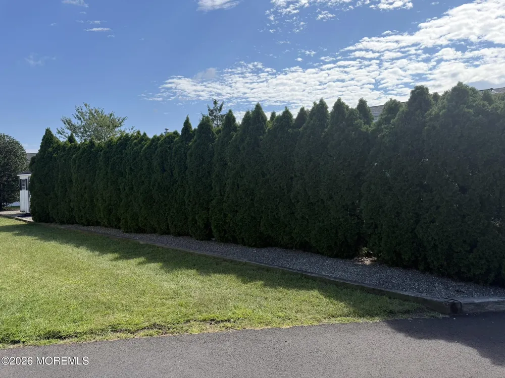 1421 Nature Way Toms River, NJ 08755
