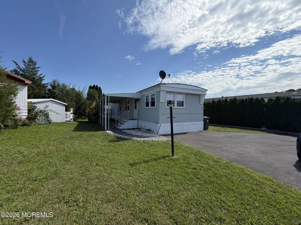 1421 Nature Way Toms River, NJ 08755