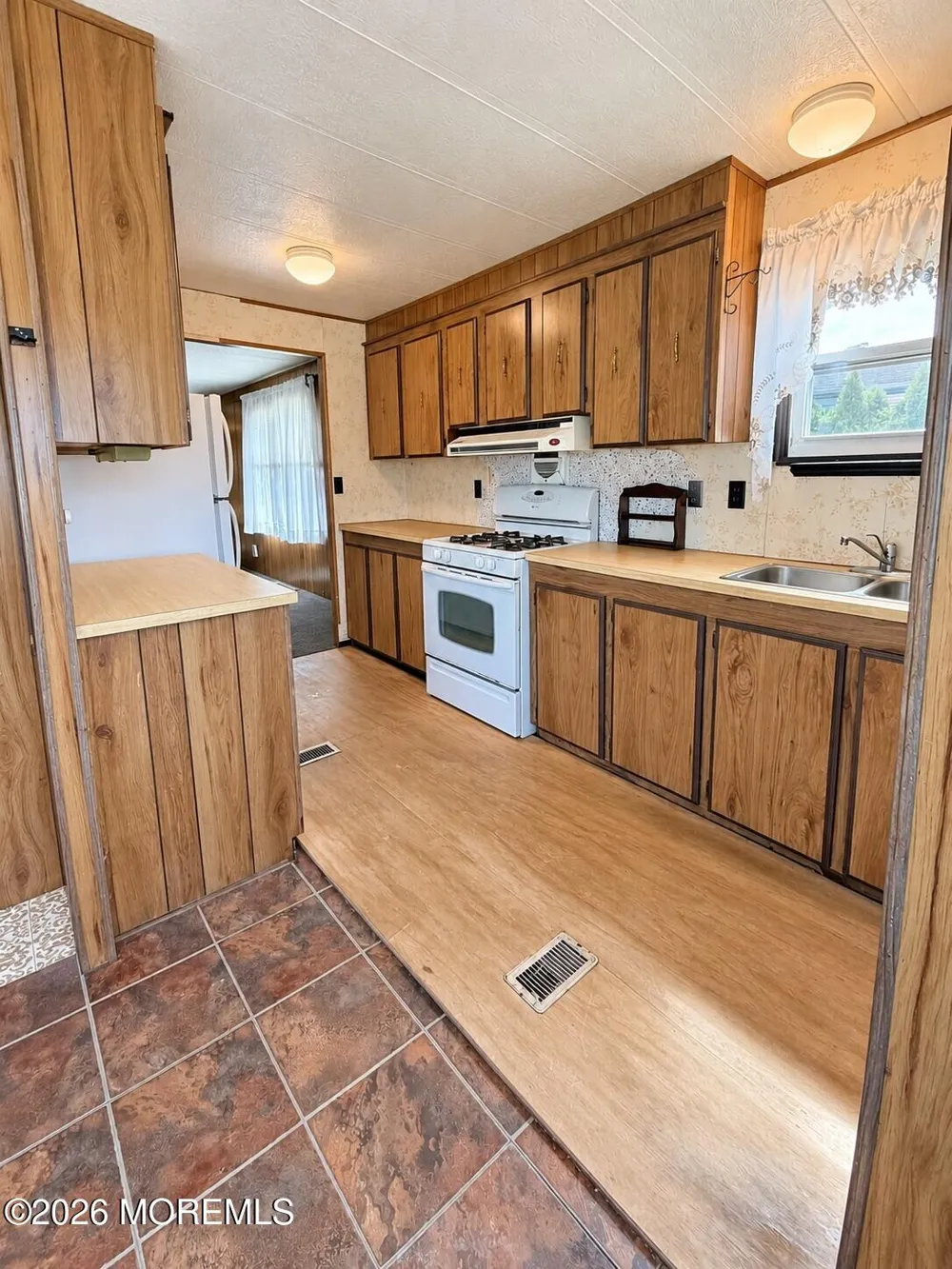 1421 Nature Way Toms River, NJ 08755
