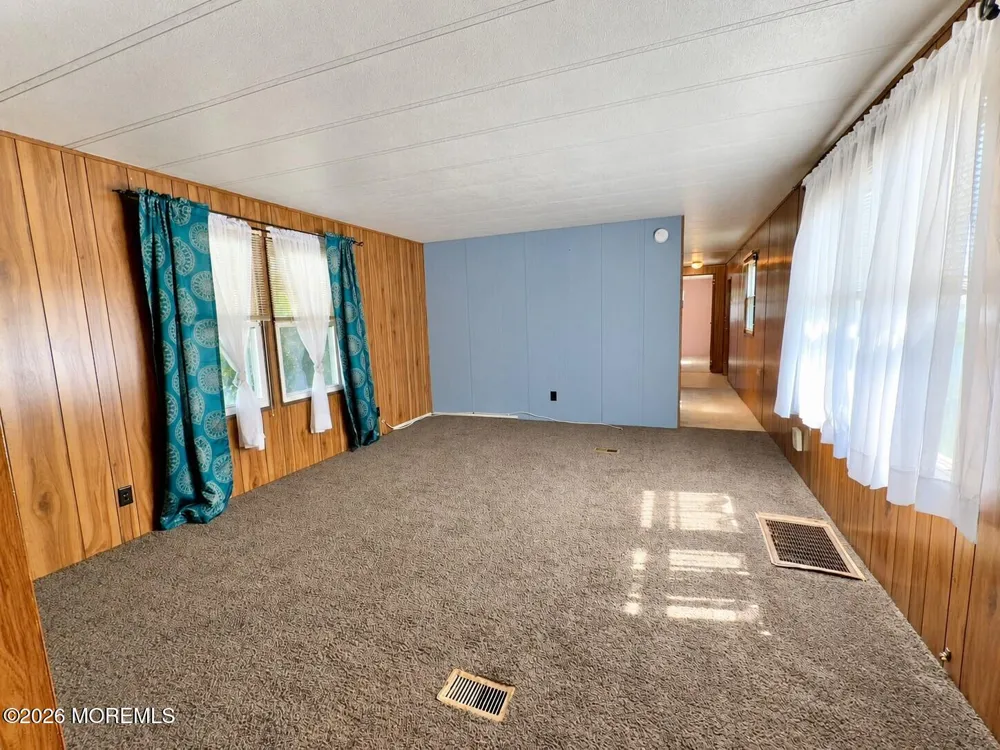 1421 Nature Way Toms River, NJ 08755