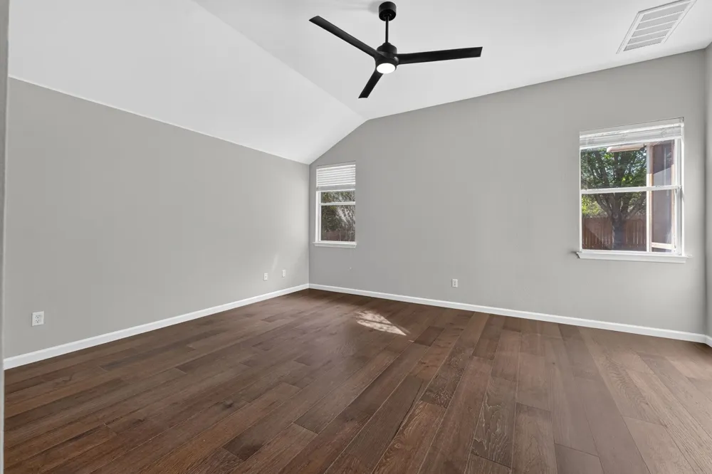 1004 Applerock Leander, TX 78641