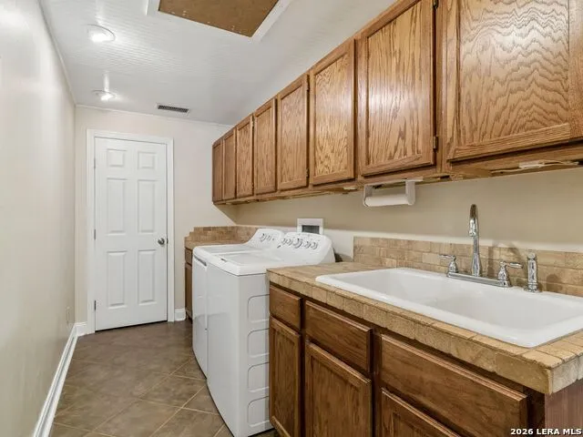 351 E North Street New Braunfels, TX 78130