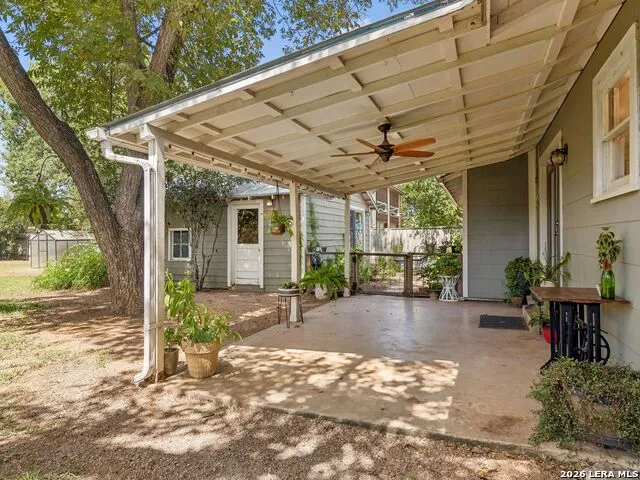 351 E North Street New Braunfels, TX 78130