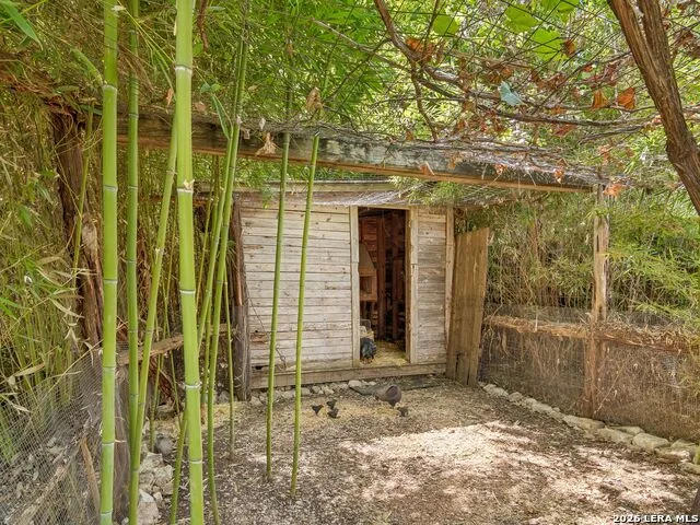 351 E North Street New Braunfels, TX 78130