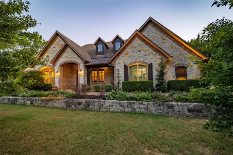 5410 Valley Oak Court