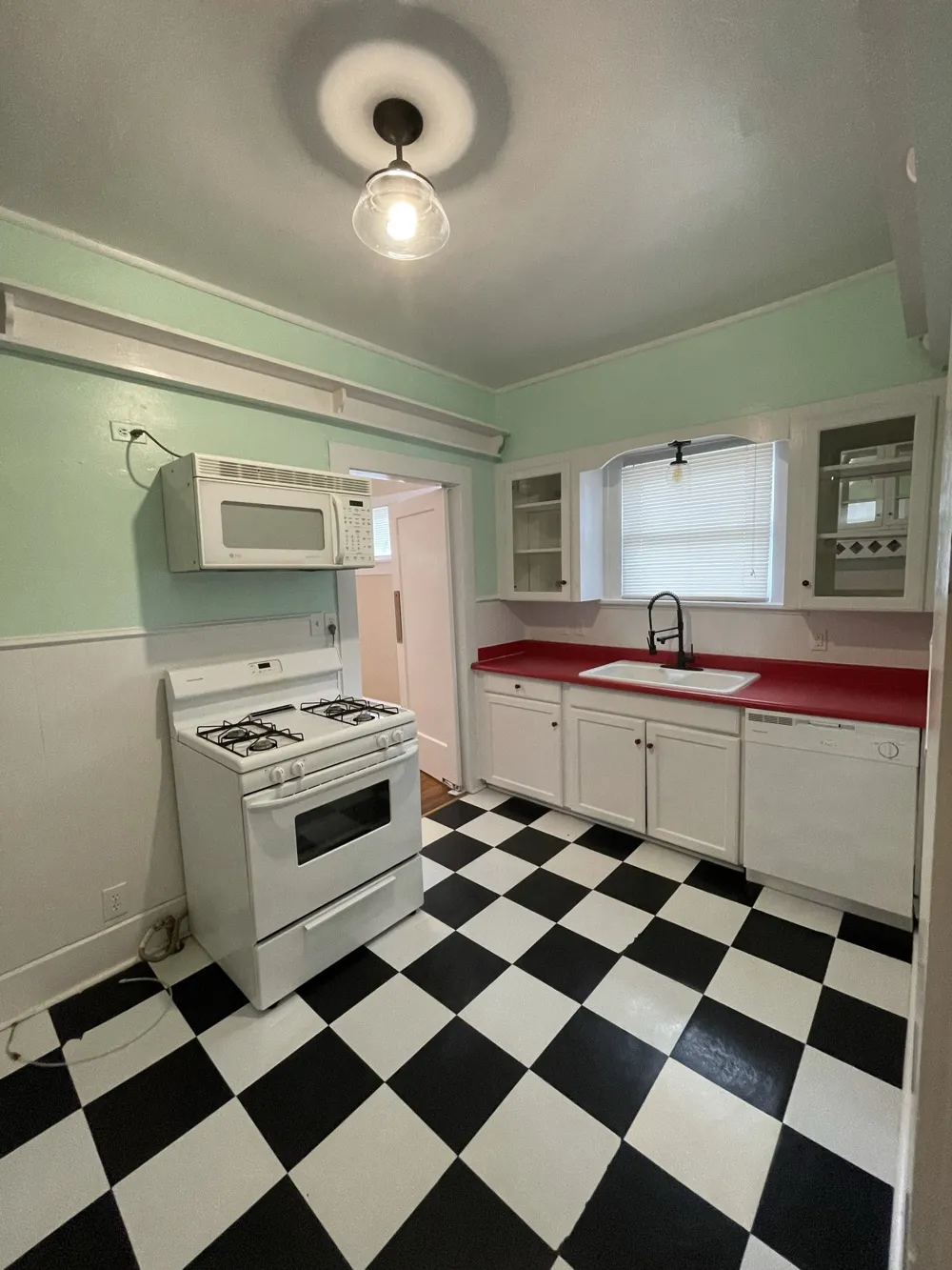 2257 College Avenue Fort Worth, TX 76110