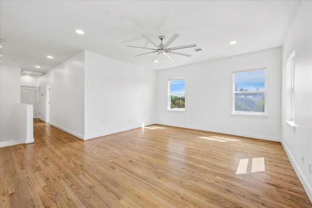 1317 W Clay Street Houston, TX 77019