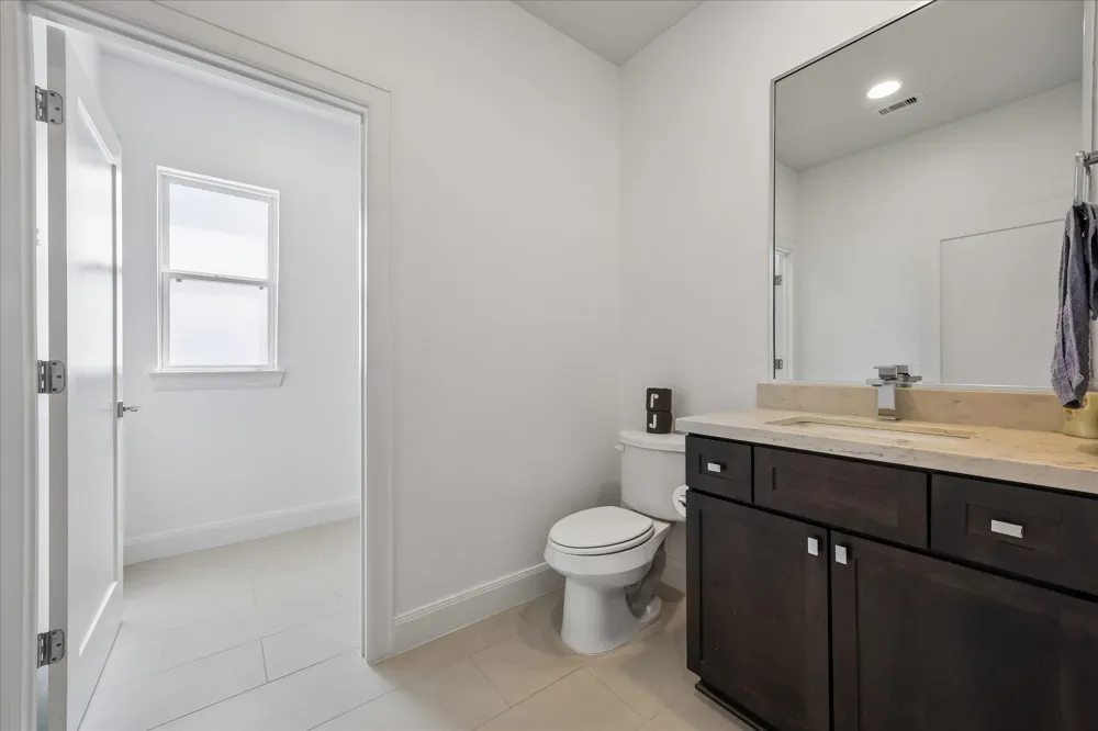 1317 W Clay Street Houston, TX 77019