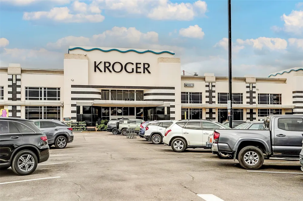 1317 W Clay Street Houston, TX 77019