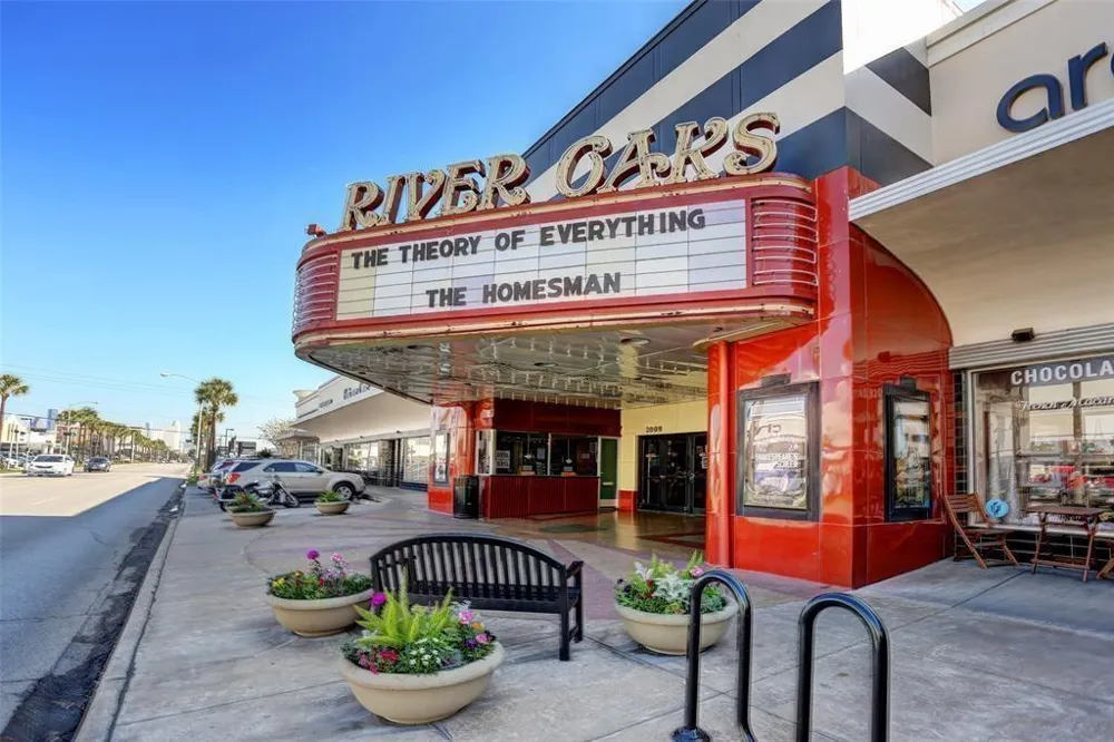 1317 W Clay Street Houston, TX 77019