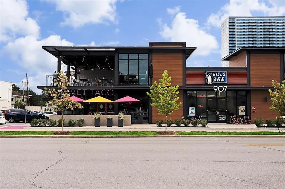 1317 W Clay Street Houston, TX 77019