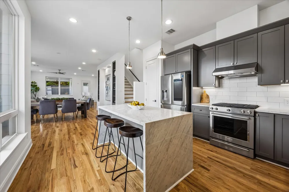 1317 W Clay Street Houston, TX 77019