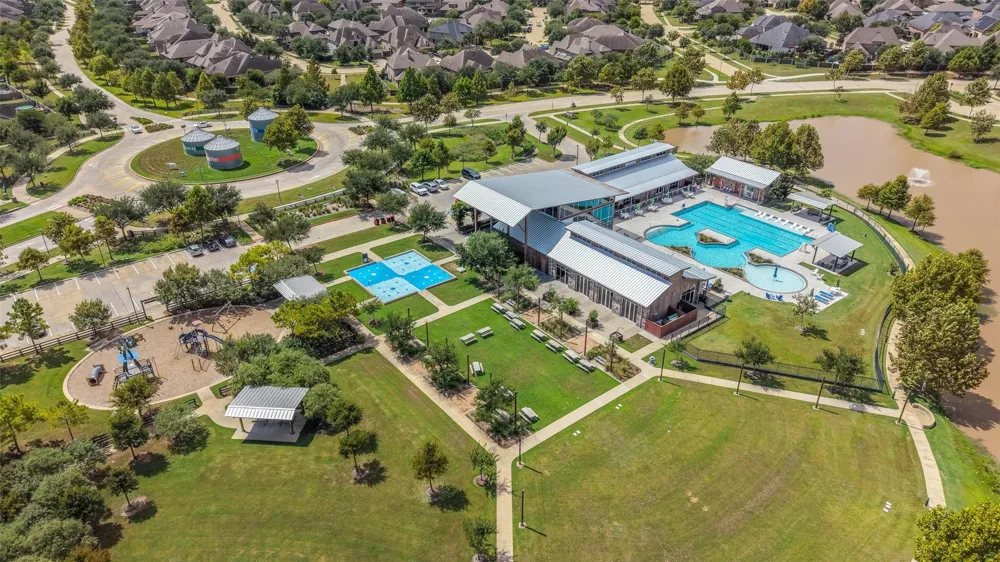 831 Orange Zest Lane Richmond, TX 77406