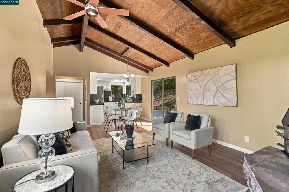 4082 Treat Blvd Concord, CA 94518